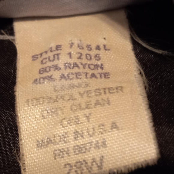 Maggie Barnes Plus Size Jacket - Picture 8 of 8